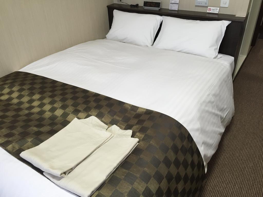 Riverside Hotel 3*